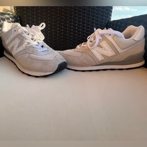Women’s New Balance Classic 574 Shoes For Sale